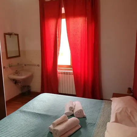 Ares Guest house 3*